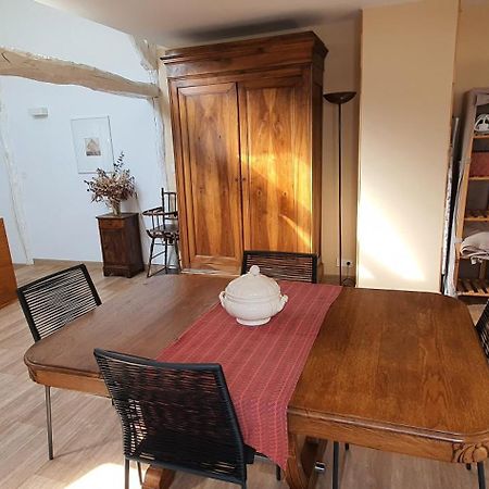 Appartement De Charme Au Coeur De Nevers Esterno foto